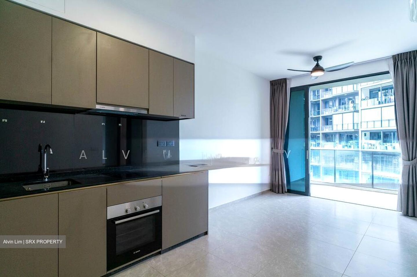 Park Colonial (D13), Condominium #501769101